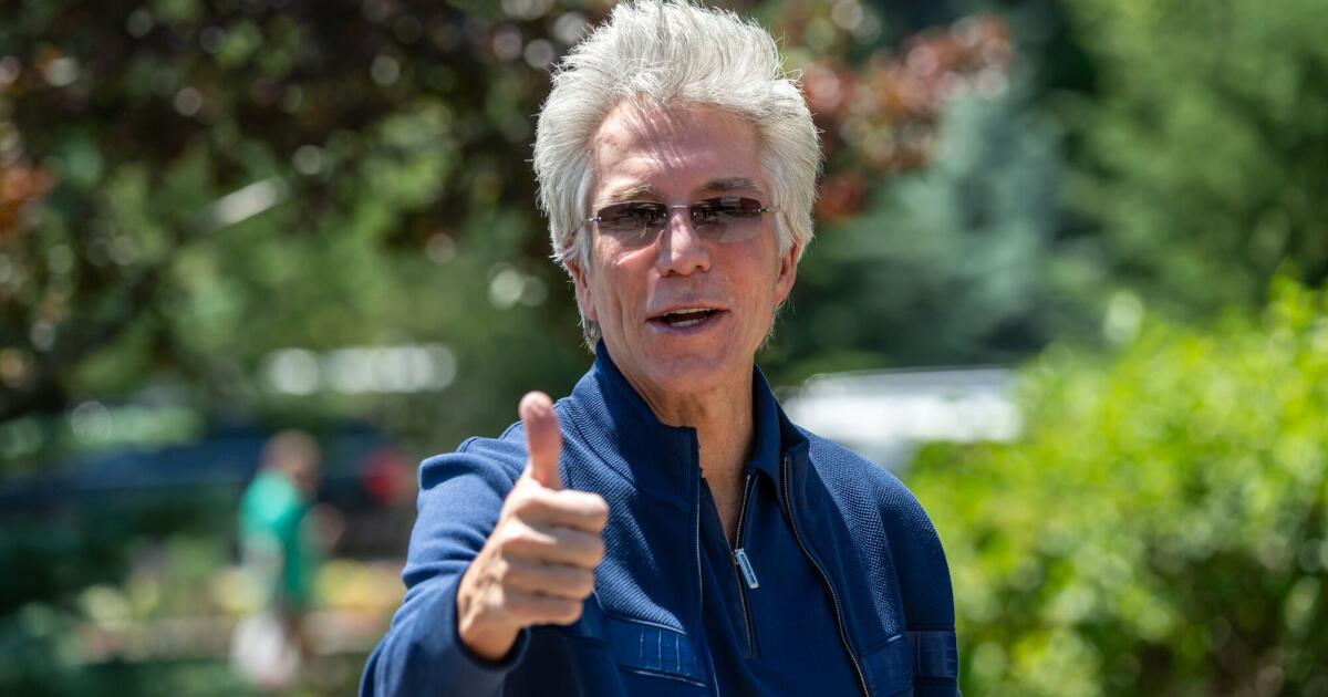 La IA fue citada en casi 50.000 recortes de empleo este año a medida que los gigantes tecnológicos aceleran la automatización